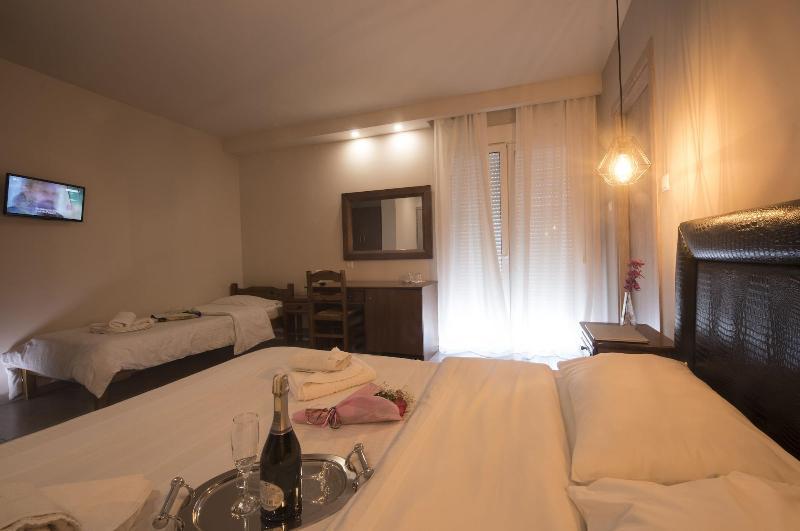Filoxenia Hotel 볼로스 외부 사진